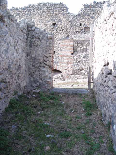I.2.16 Pompeii.  March 2009. Room 2. North wall.
