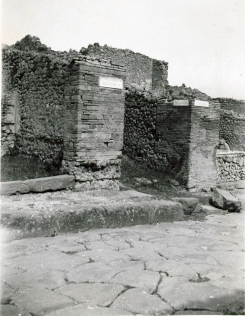 I.3.1 Pompeii. March 2009.  Entrance on Via Stabiana.