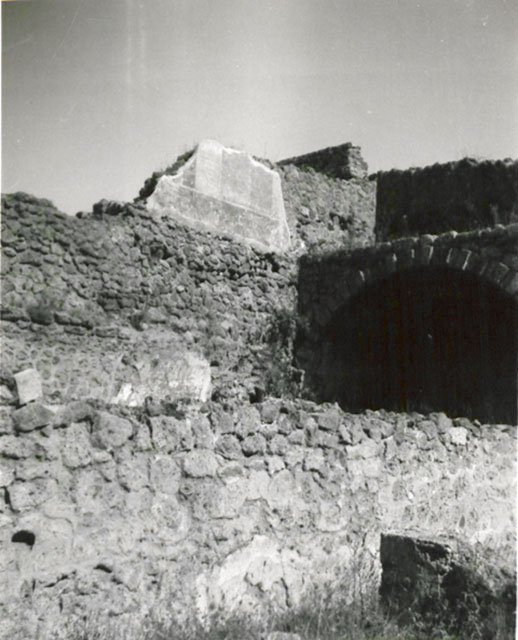I.3.6 Pompeii. September 2010. East wall of vaulted room on north side of entrance room. 
Photo courtesy of Drew Baker.

