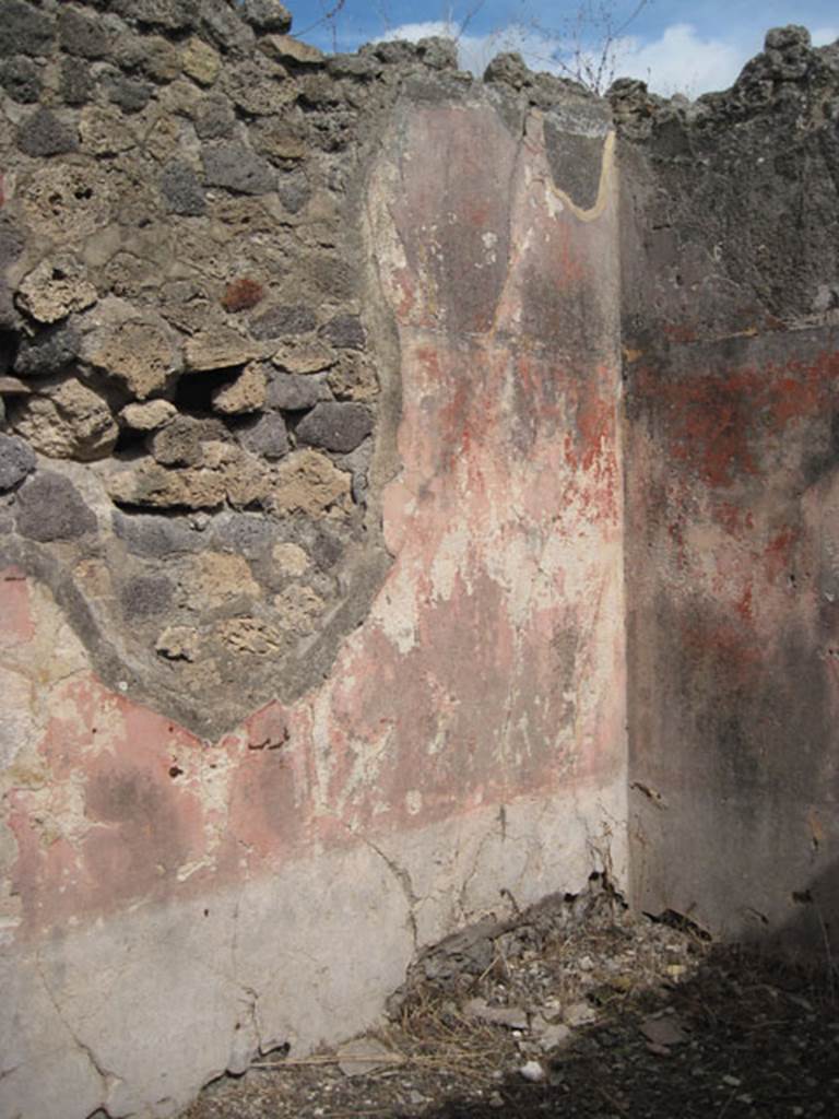 I.3.8b Pompeii. September 2010. North wall and north-east corner of cubiculum. Photo courtesy of Drew Baker.
