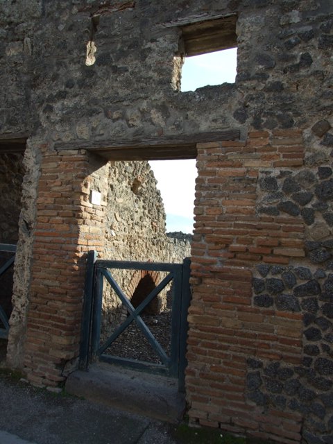 I.3.16 Pompeii. Fullonica. Entrance.