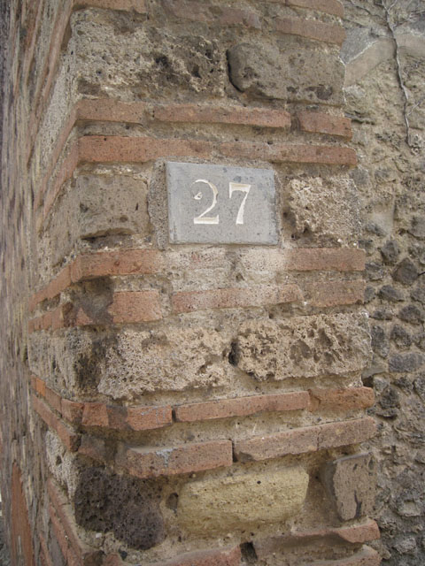 I.3.27 Pompeii. September 2005. Entrance.