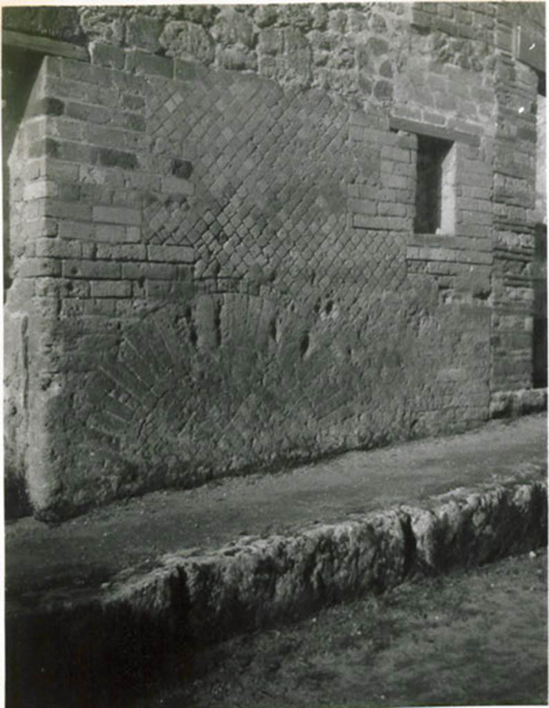I.3.29 Pompeii. 1935 photograph taken by Tatiana Warscher. Exterior street facade wall between I.3.29 and I.3.28, on the right. 
See Warscher, T, 1935: Codex Topographicus Pompejanus, Regio I, 3: (no.76), Rome, DAIR, whose copyright it remains.  
