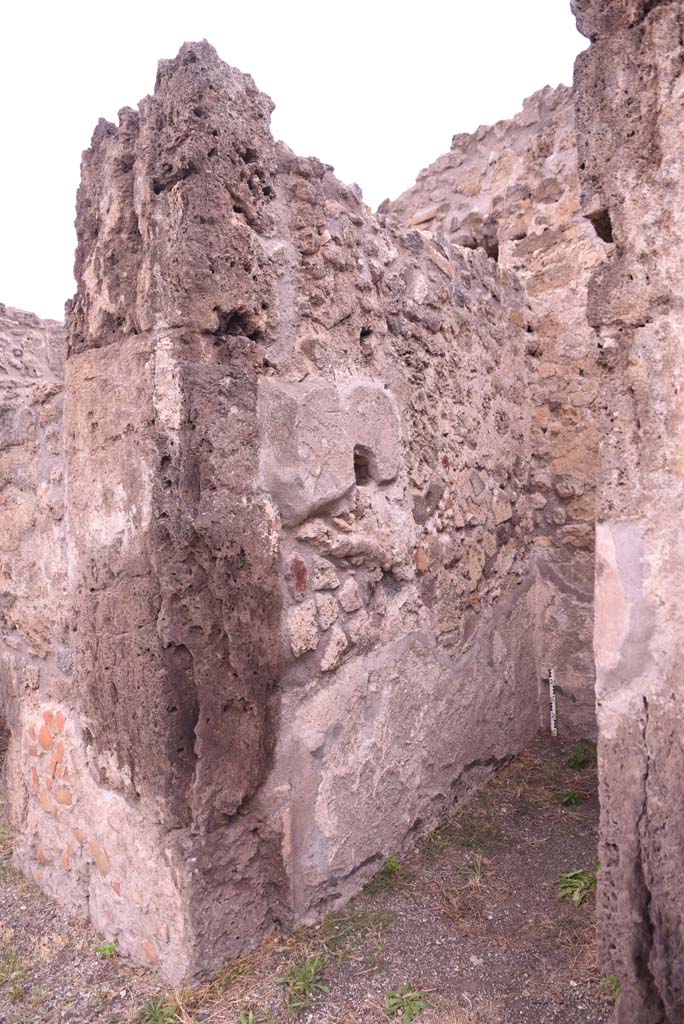 I.4.9 Pompeii. October 2019. Cubiculum d, looking towards west wall through doorway,
Foto Tobias Busen, ERC Grant 681269 DCOR.

