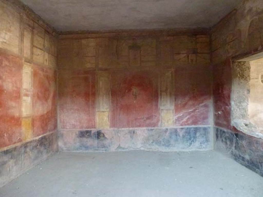 I.6.7 Pompeii. June 2012. East wall of large oecus. Photo courtesy of Michael Binns.

