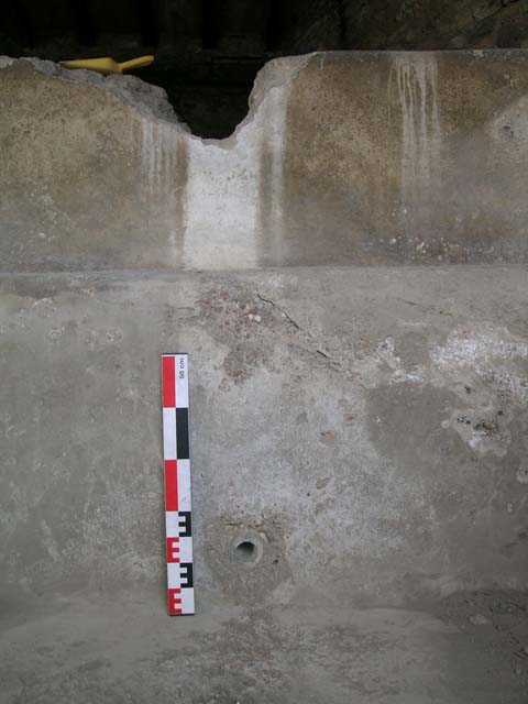 I.6.7 Pompeii. June 2006. South wall of middle vat. Photo courtesy of Nicolas Monteix.