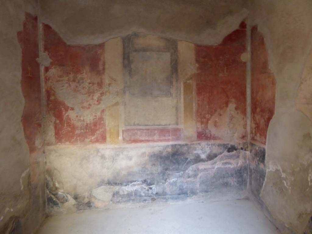 I.6.11 Pompeii. September 2015. Cubiculum 4, looking towards the west wall.
Foto Annette Haug, ERC Grant 681269 DCOR.
