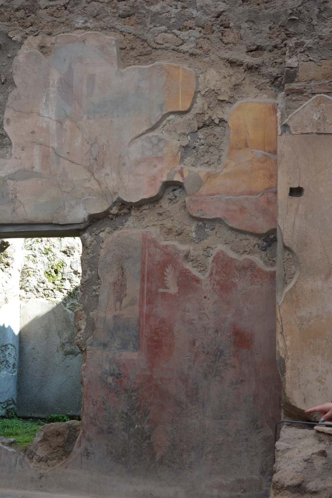 I.6.15 Pompeii. March 2019. 
Room 9, east wall of small garden with detail of paintings above and on south side of window.   
Foto Annette Haug, ERC Grant 681269 DCOR
