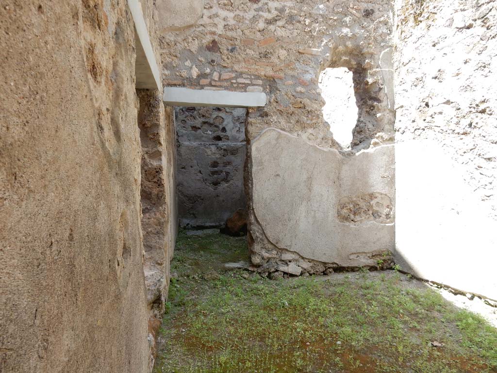 I.6.15 Pompeii. June 2019. Room 10, looking north. Photo courtesy of Buzz Ferebee.