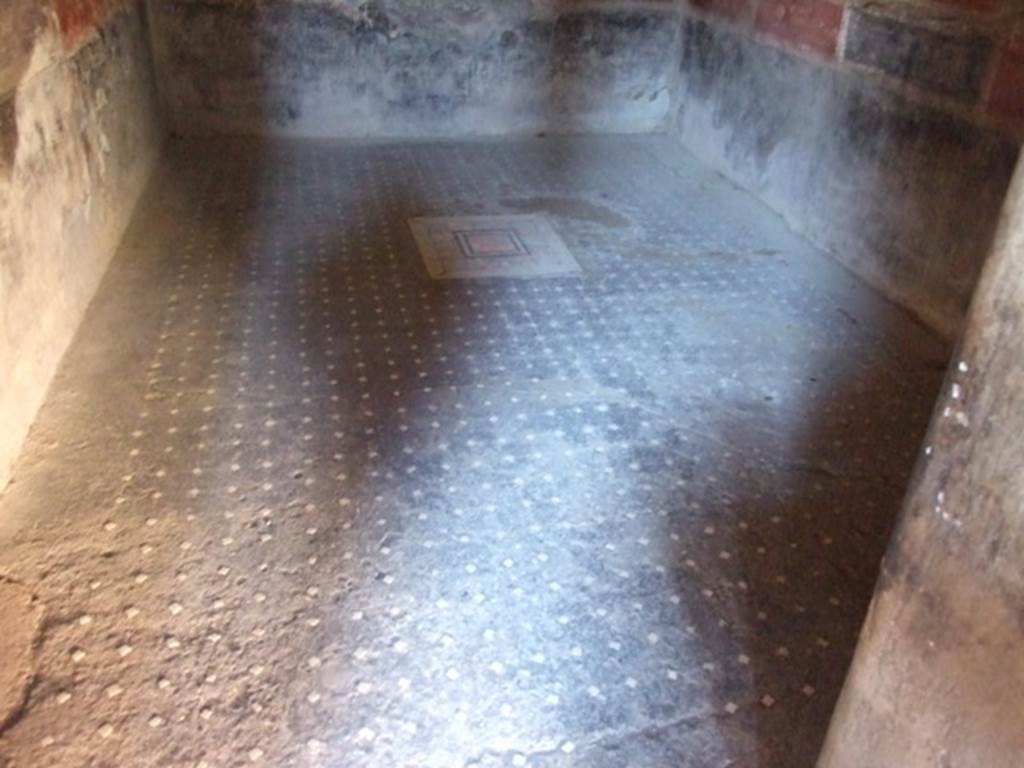I.6.15 Pompeii.  December 2007. Room 12, mosaic floor.