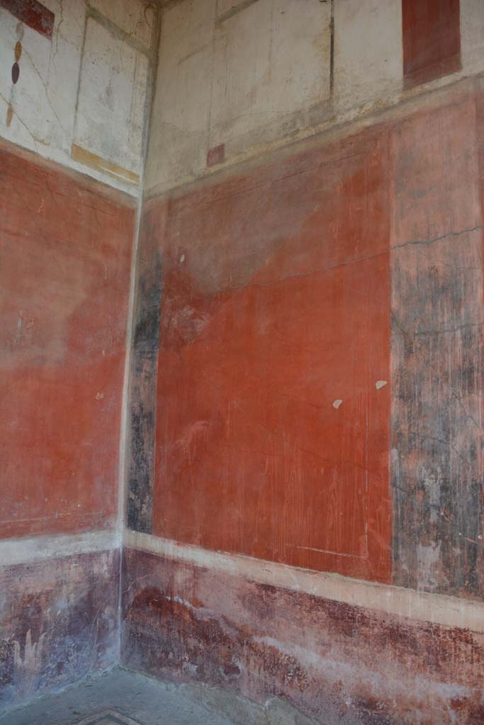 I.6.15 Pompeii. March 2019. Room 4, looking towards east wall in north-east corner of atrium.
Foto Annette Haug, ERC Grant 681269 DCOR
