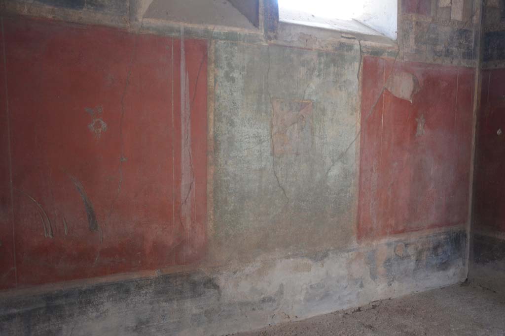 I.6.15 Pompeii. October 2019. Room 13, looking towards south wall.        
Foto Annette Haug, ERC Grant 681269 DCOR

