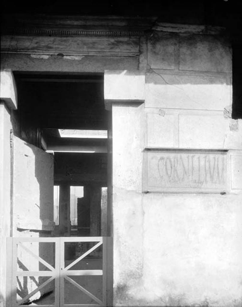 230809 Bestand-D-DAI-ROM-W.1443.jpg
1.6.15 Pompeii. W.1443. Entrance doorway, with graffito CIL IV 7190.
Photo by Tatiana Warscher. Photo © Deutsches Archäologisches Institut, Abteilung Rom, Arkiv.