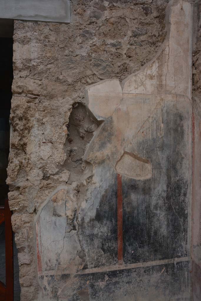 I.6.15 Pompeii. March 2019. South wall on west side of doorway to tablinum 6, on south portico.   
Foto Annette Haug, ERC Grant 681269 DÉCOR
