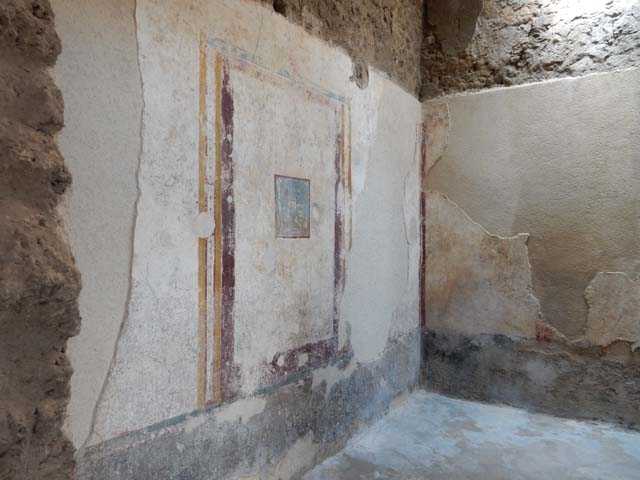 I.7.1 Pompeii. December 2006.  Niches in east wall of atrium.
