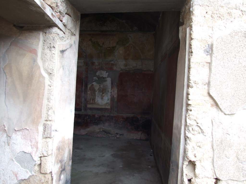 I.7.7 Pompeii. December 2006. Doorway to triclinium on north-west corner of atrium.