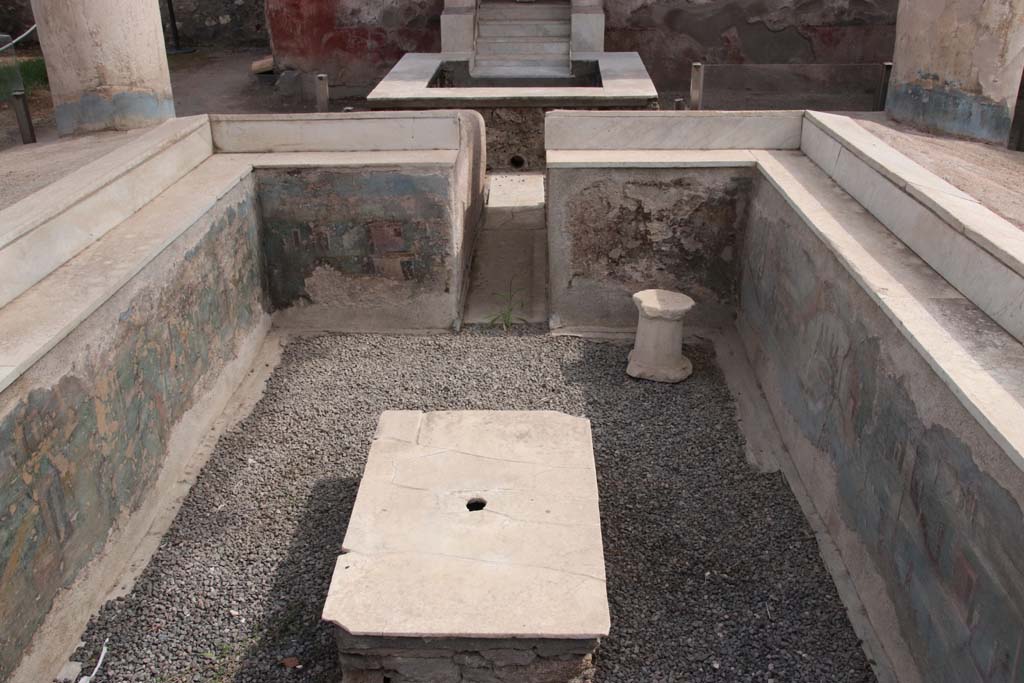 I.7.12 Pompeii. September 2021. Looking south across centre of summer triclinium. Photo courtesy of Klaus Heese.