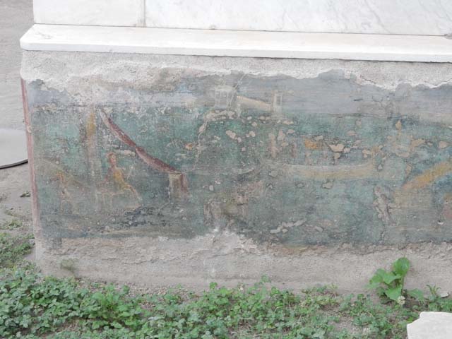 I.7.12 Pompeii. May 2017. Painted panel on inside of north end of east side of summer triclinium. Photo courtesy of Buzz Ferebee.

