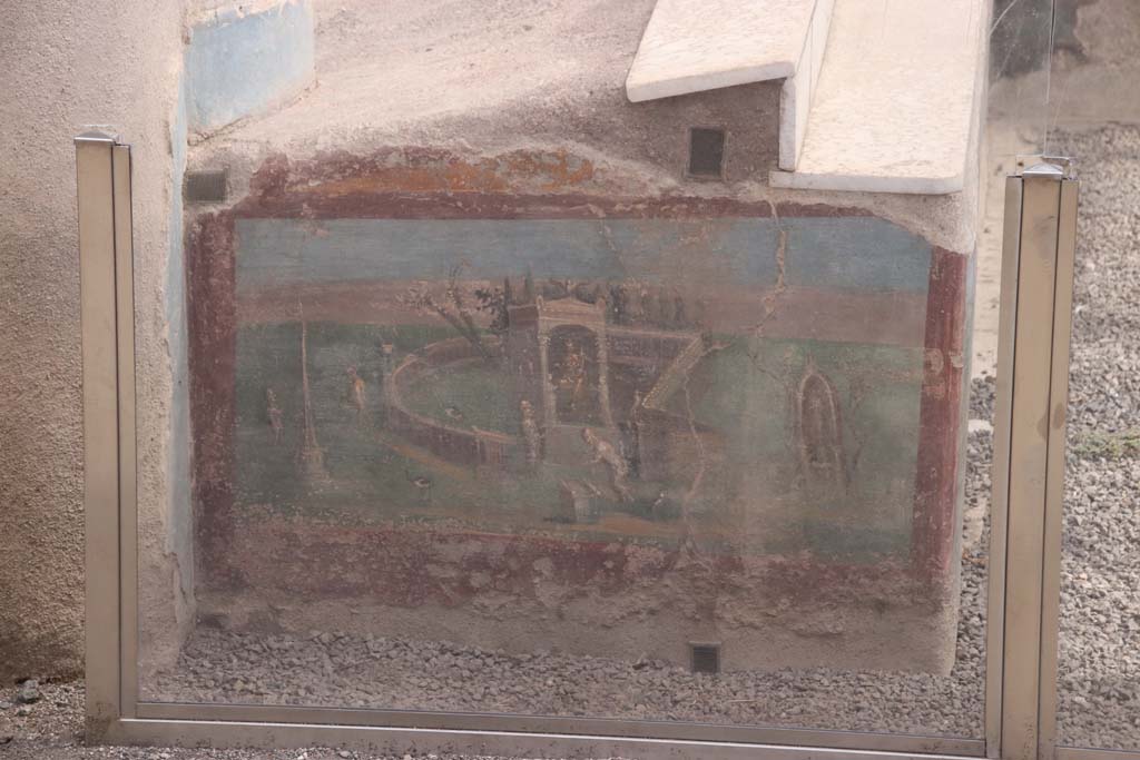 I.7.12 Pompeii. September 2021. Painted panel from north end of east side of summer triclinium. Photo courtesy of Klaus Heese.