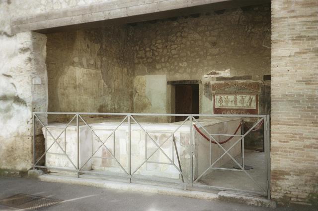 1.8.8 Pompeii. June 2012. Looking towards the rear room. Photo courtesy of Michael Binns.