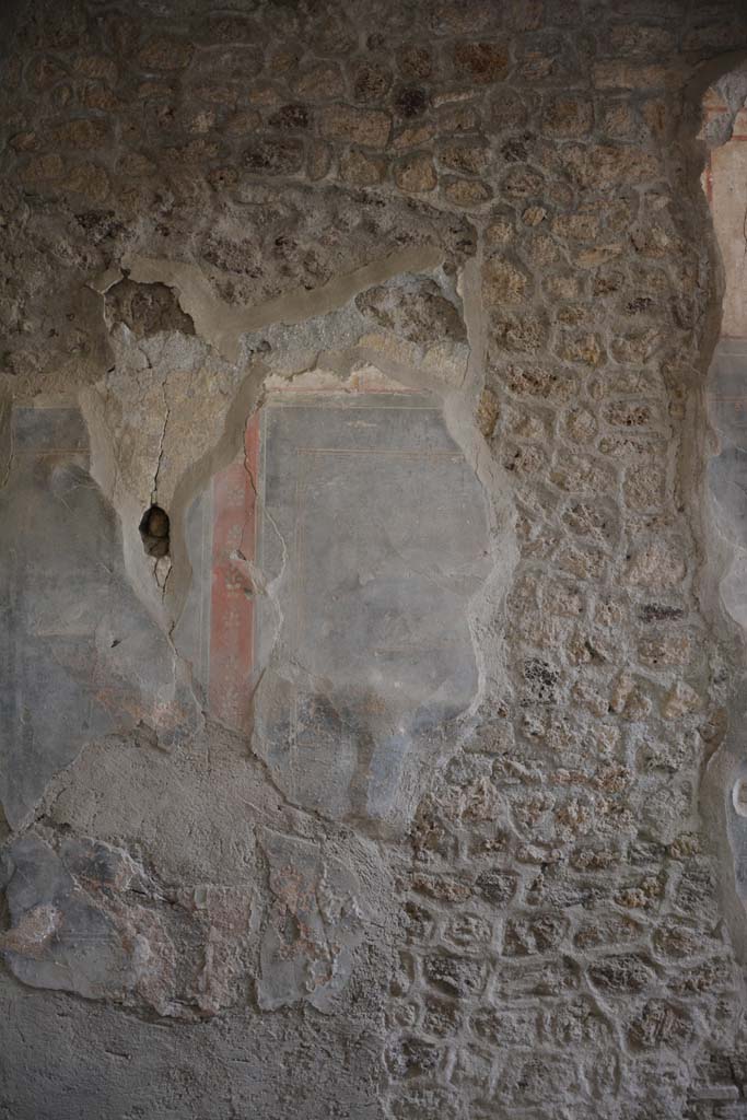 I.8.17 Pompeii. March 2019. Room 7, detail from west wall at south end.   
Foto Annette Haug, ERC Grant 681269 DÉCOR.
