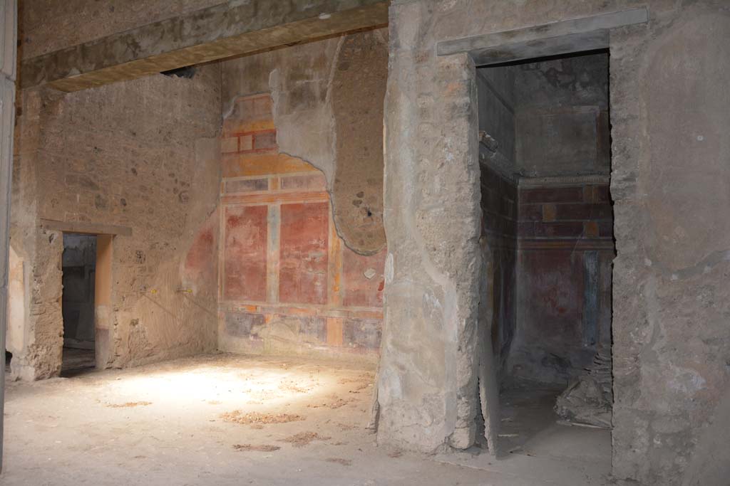 I.8.17 Pompeii. March 2019. Room 13, north ala, on right, with room 12, on right. Looking north-west from atrium 3.
Foto Annette Haug, ERC Grant 681269 DÉCOR.

