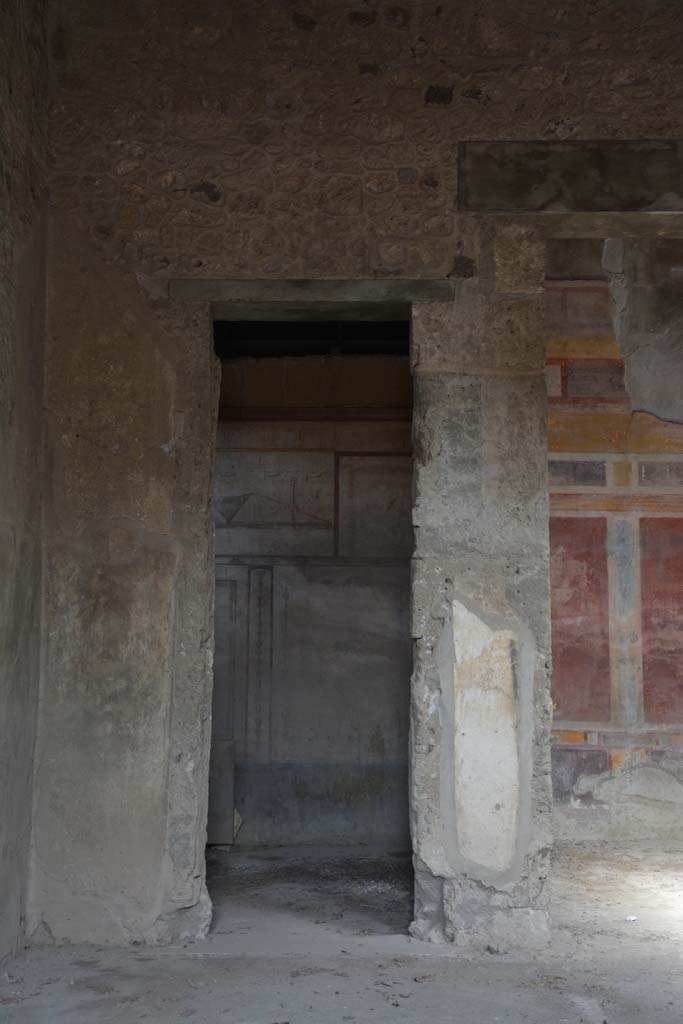 I.8.17 Pompeii. March 2019. Room 14, doorway in north-west corner of atrium 3.
Foto Annette Haug, ERC Grant 681269 DÉCOR.
