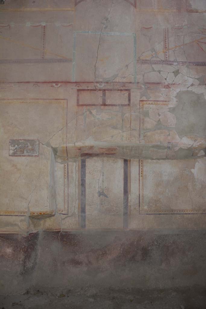 I.8.17 Pompeii. March 2019. Room 14, south wall with bed recess.
Foto Annette Haug, ERC Grant 681269 DÉCOR.
