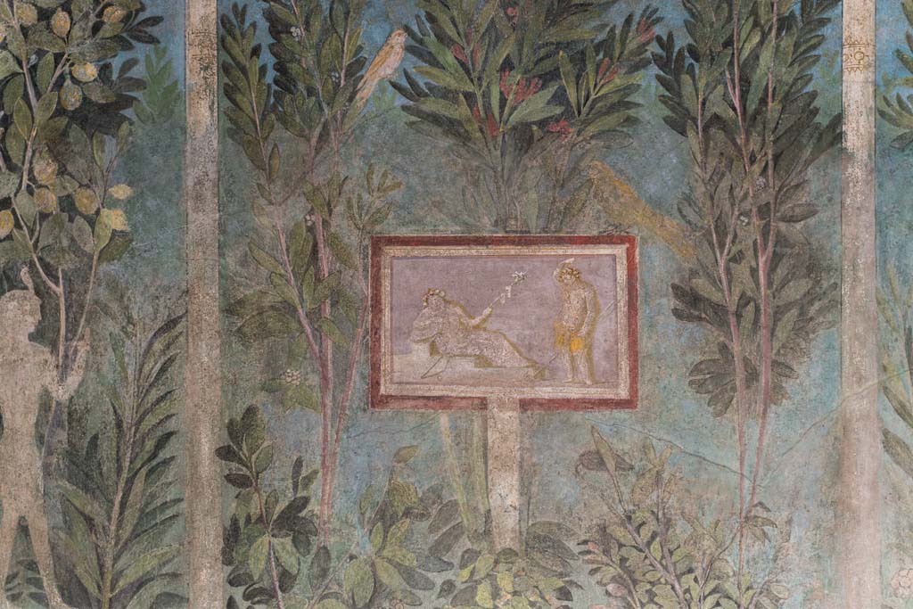 I.9.5 Pompeii, May 2018. Room 5, detail from south end of upper east wall. Photo courtesy of Buzz Ferebee.