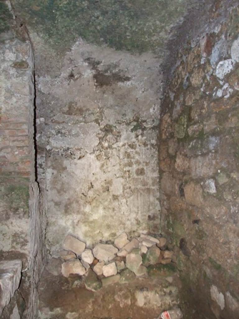 I.10.4 Pompeii.  March 2009.  Lower floor. Room D. Room with front of praefurnium.