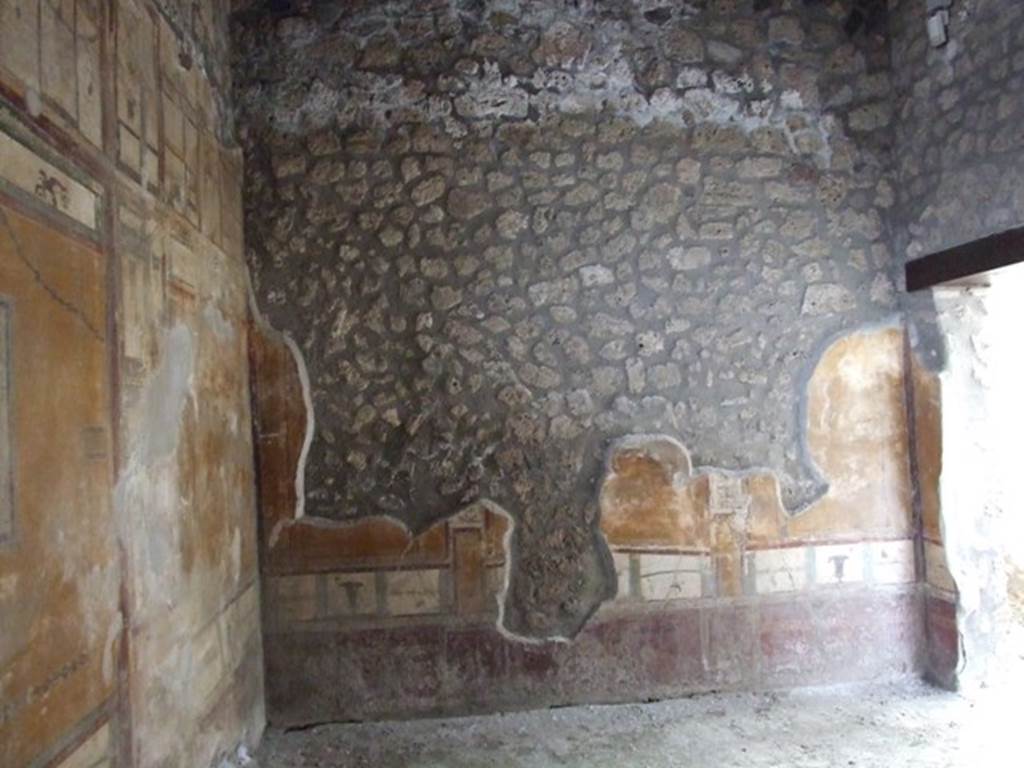 I.11.6 Pompeii. March 2009. Room 7. Triclinium. South wall.