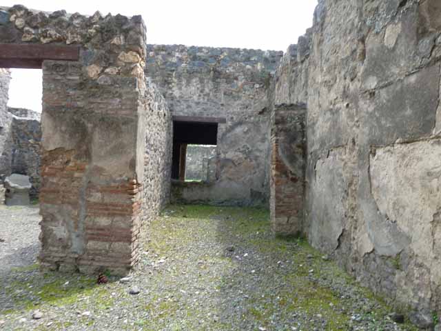 I.12.2 and I.12.1 Pompeii.  March 2009  Room 4.  Looking south.