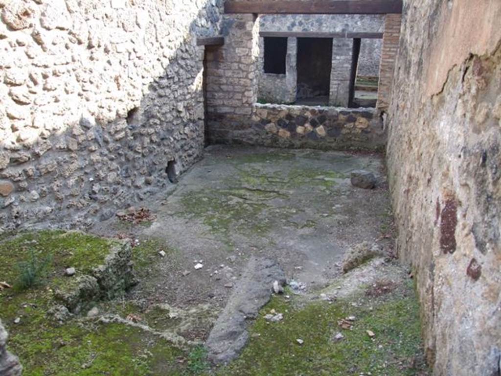 I.12.9 Pompeii.  House.  December 2007.  Room in north west corner.  Looking south.