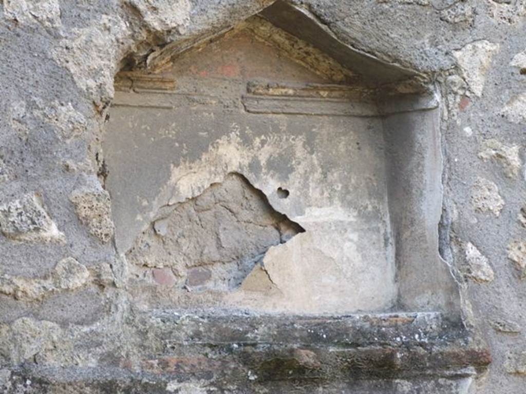 I.12.12 Pompeii. December 2007. Detail of niche of lararium in west wall.
