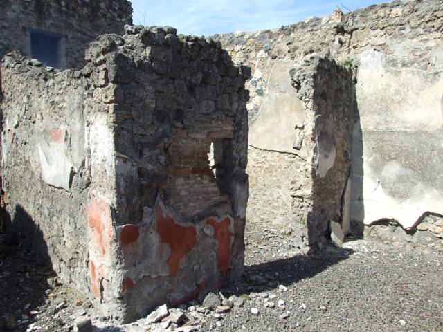 I.12.16 Pompeii.  March 2009.  Room 1.  Atrium.  North wall.