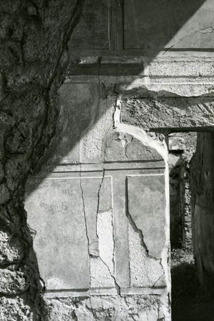 I.13.2 Pompeii. 1974. Domus of Sutoria Primigenia, left ala, right S wall.  Photo courtesy of Anne Laidlaw.
American Academy in Rome, Photographic Archive. Laidlaw collection _P_74_3_6.
