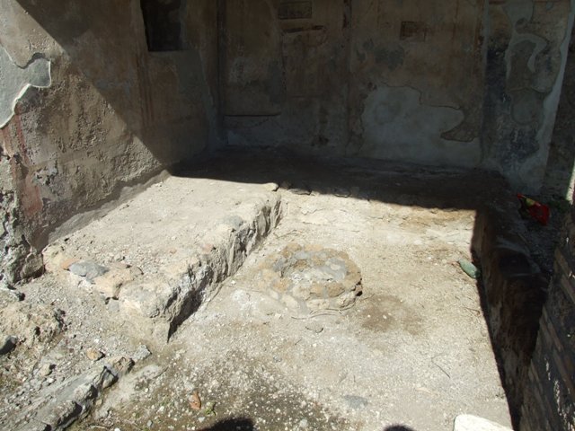 I.13.16 Pompeii.  March 2009.  North wall.