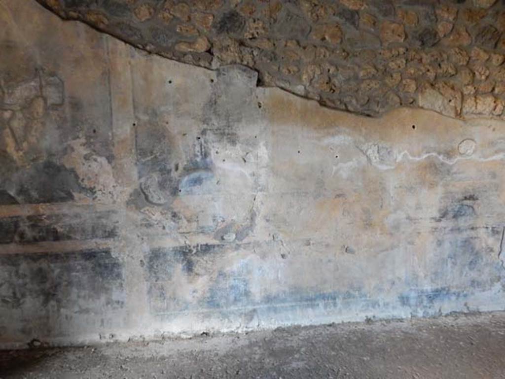 I.14.12, Pompeii. May 2018. Room 13, north wall of large triclinium. Photo courtesy of Buzz Ferebee