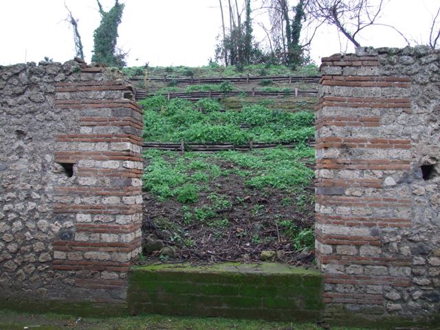 I.18.4 Pompeii. September 2005. Entrance doorway.