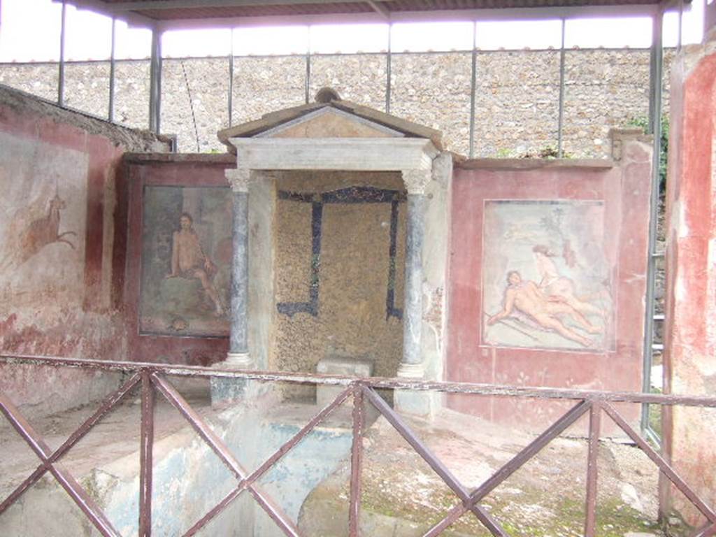 II.2.2 Pompeii. December 2005. Room “k”. Summer dining room with Biclinium and water feature.