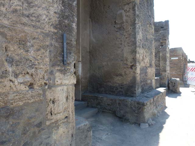 II.2.2 Pompeii. December 2005. Cast of door on west side with nails.