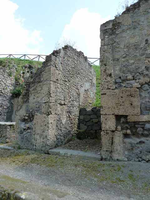 III.8.7 Pompeii. May 2010. Threshold or sill.