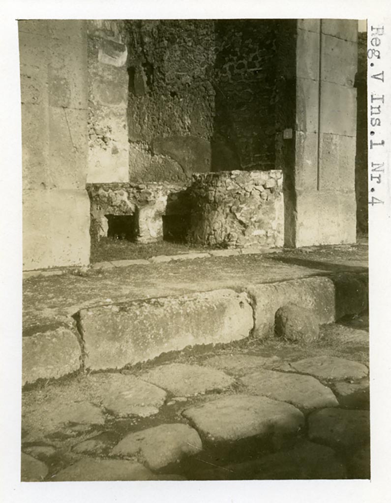 V.1.5 Pompeii, but numbered as V.1.4. Pre-1937-39. Looking north-east to entrance on Via di Nola.
Photo courtesy of American Academy in Rome, Photographic Archive. Warsher collection no. 1253.
