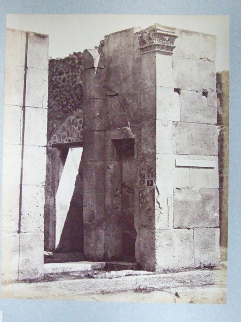 V.1.7 Pompeii. Entrance with capital in place. Old undated photograph courtesy of the Society of Antiquaries, Fox Collection.
