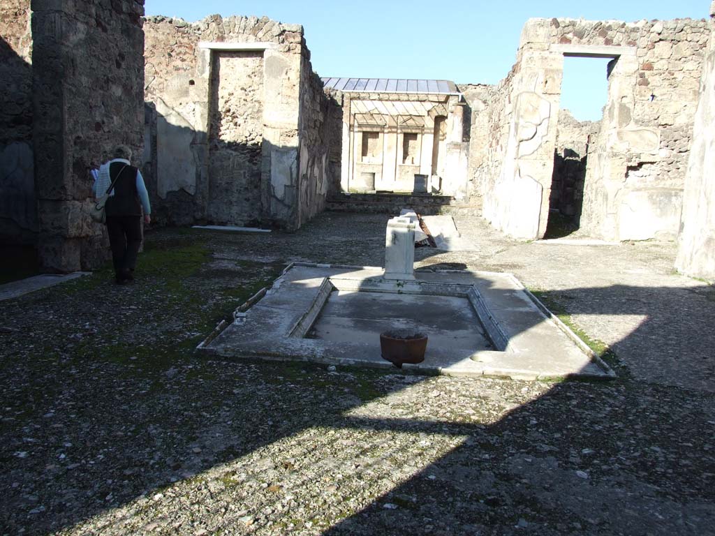 V.1.7 Pompeii. January 2017. Room 1, looking north across flooring in atrium towards impluvium. 
Foto Annette Haug, ERC Grant 681269 DÉCOR.

