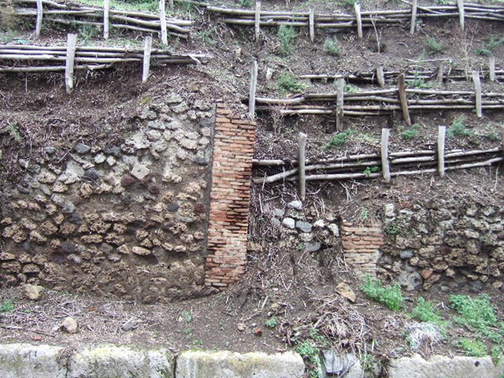 V.6.11 Pompeii. December 2005. Entrance.