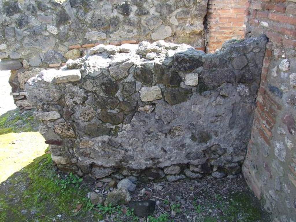 VI.1.2 Pompeii.  March 2009.  Small room on south side of VI.1.2 linking to VI.1.4.