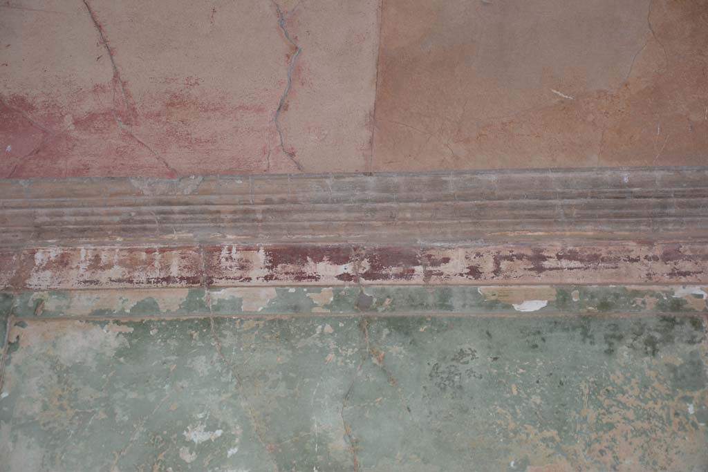 VI.2.4 Pompeii, December 2017. Detail from upper north wall at west end of tablinum.
Foto Annette Haug, ERC Grant 681269 DÉCOR.

