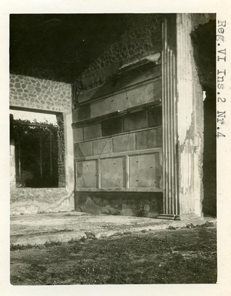 VI.2.4 Pompeii. 1959. 
South wall of tablinum, with doorway, on right, leading to portico. Photo by Stanley A. Jashemski.
Source: The Wilhelmina and Stanley A. Jashemski archive in the University of Maryland Library, Special Collections (See collection page) and made available under the Creative Commons Attribution-Non Commercial License v.4. See Licence and use details.
J59f0100
