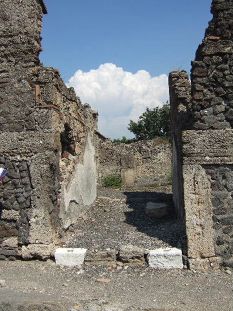 VI.2.12 Pompeii. September 2005. Entrance doorway.